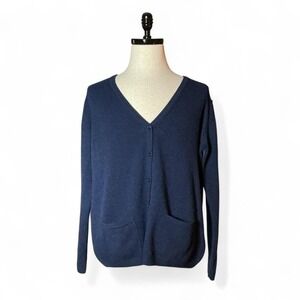 ISLE ESSENTIALS Navy Blue 100% Merino Wool V Neck‎ Button Front Cardigan Sweater